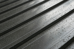 Wet Metal Roof Detail